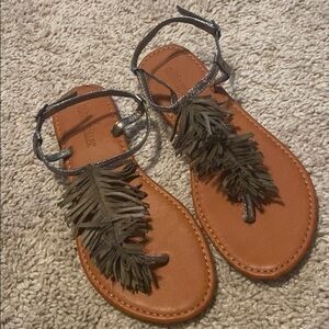 Olivia Miller Sandals size 6